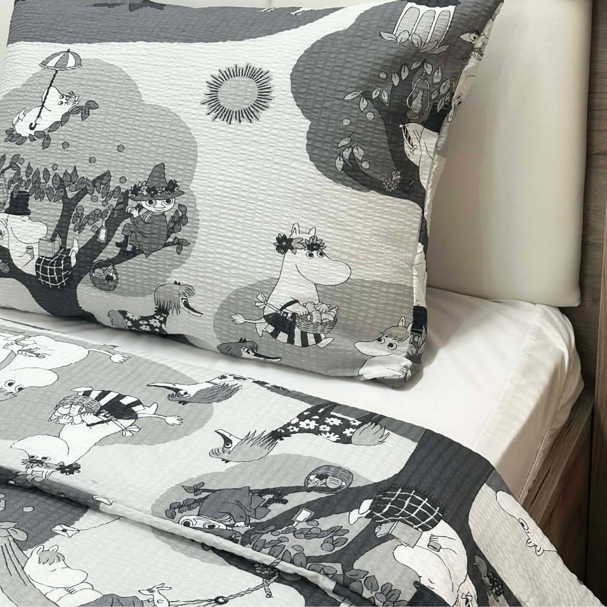 Dečija posteljina Moomin Dreaming 01